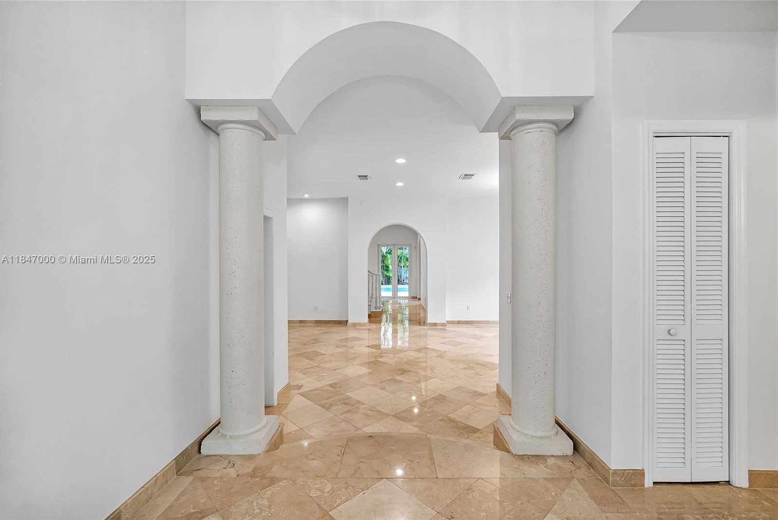 Small Image of 1135 ASTURIA AVE, Coral Gables Number 6