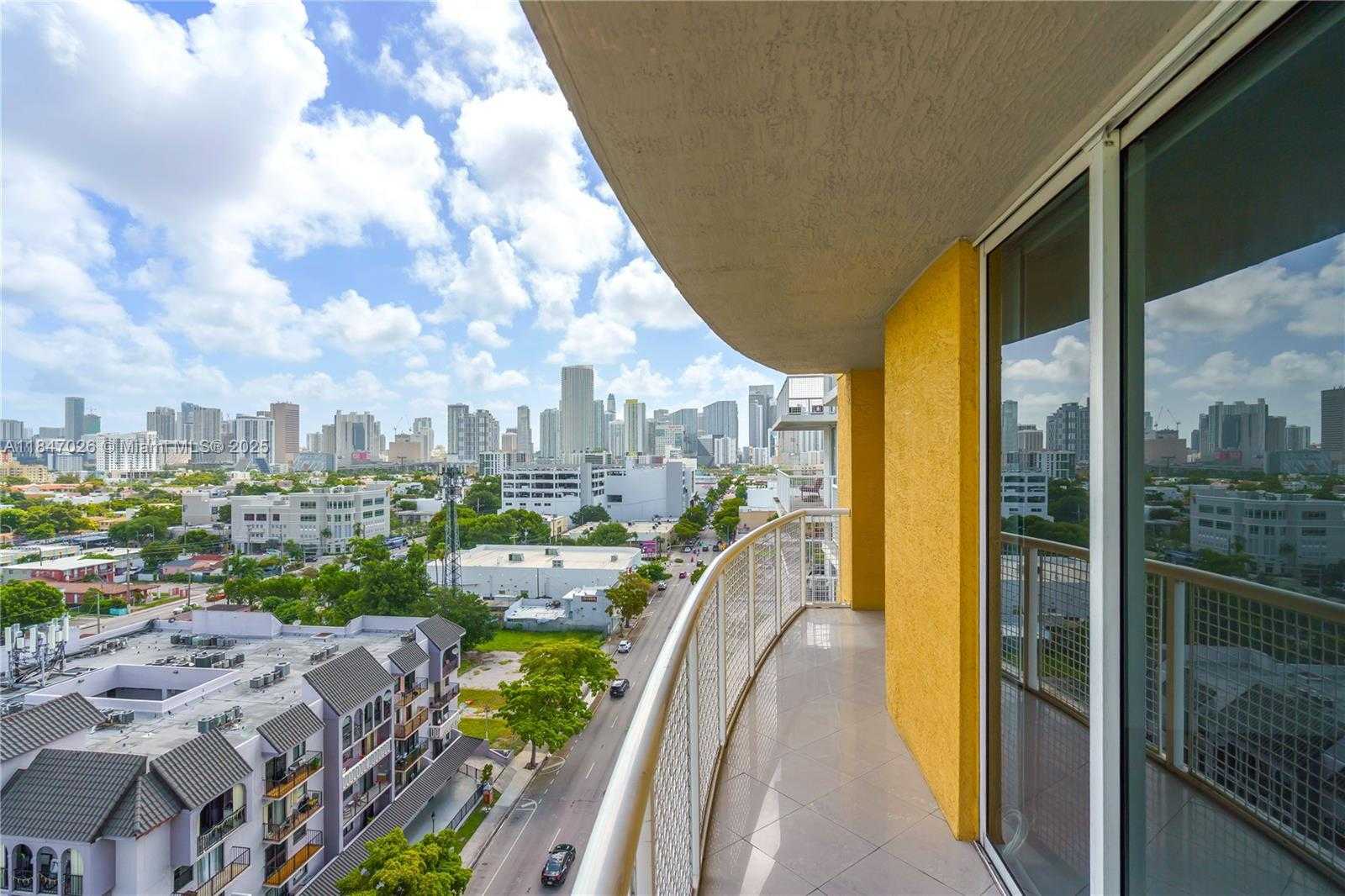 Small Image of 900 SOUTH WEST 8TH ST #1206, Miami Number 13