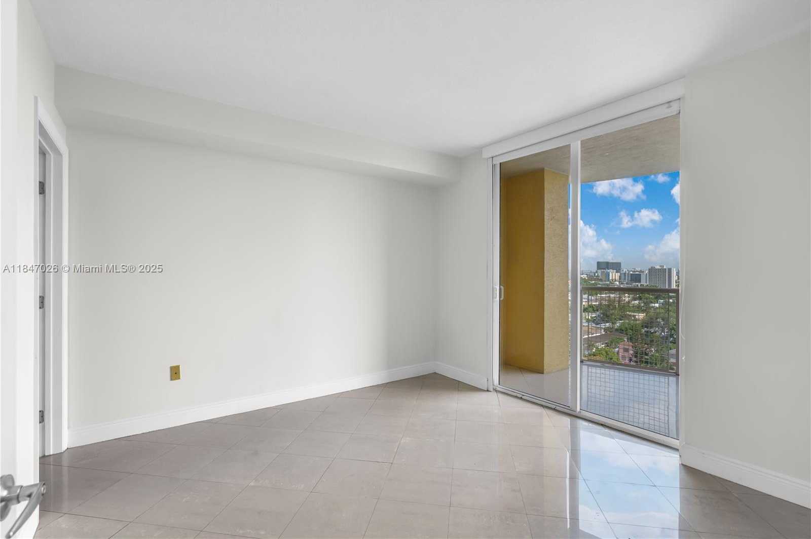 Small Image of 900 SOUTH WEST 8TH ST #1206, Miami Number 7