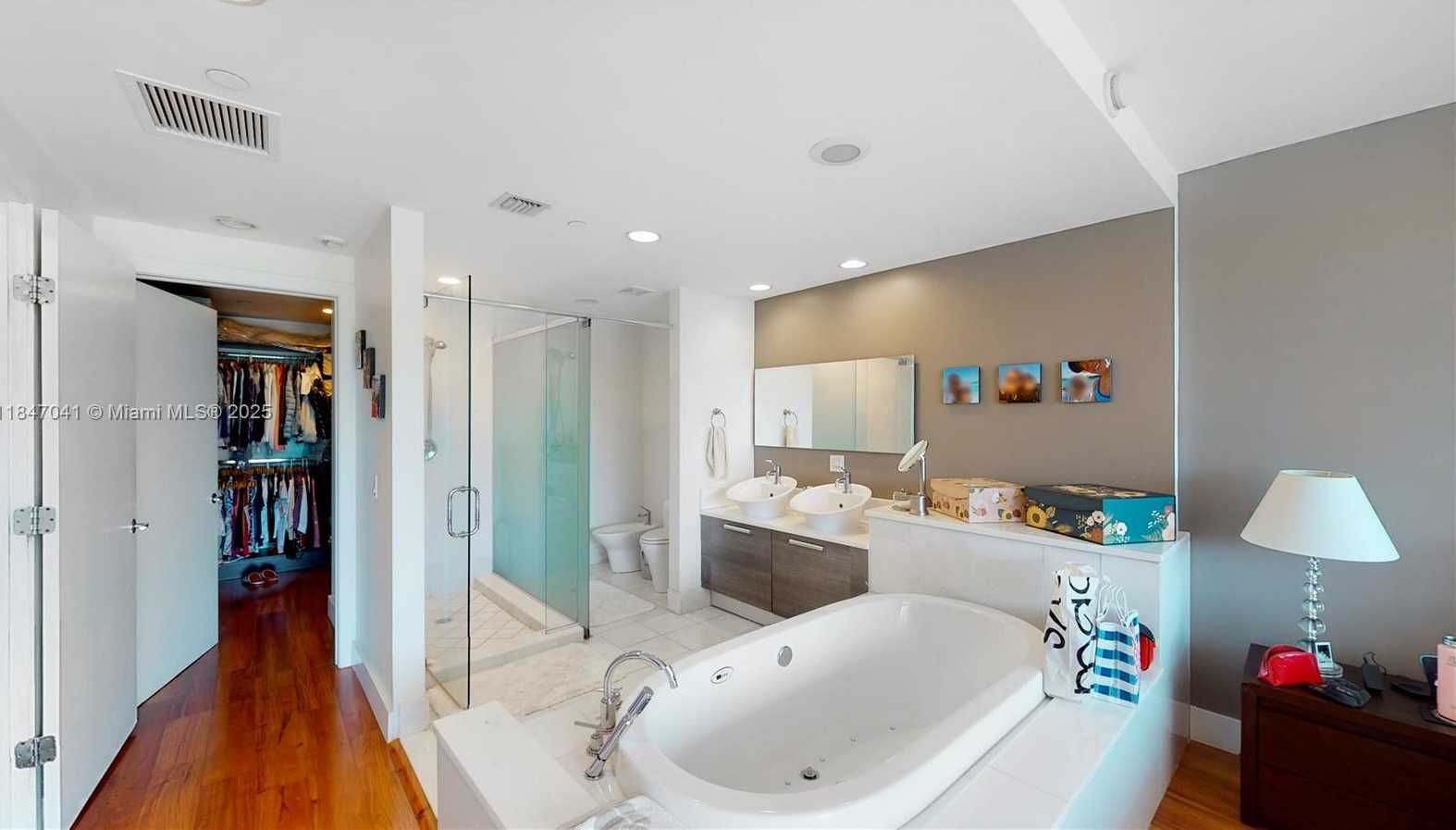 Small Image of 2950 NORTH EAST 188TH ST #423, Aventura Number 12