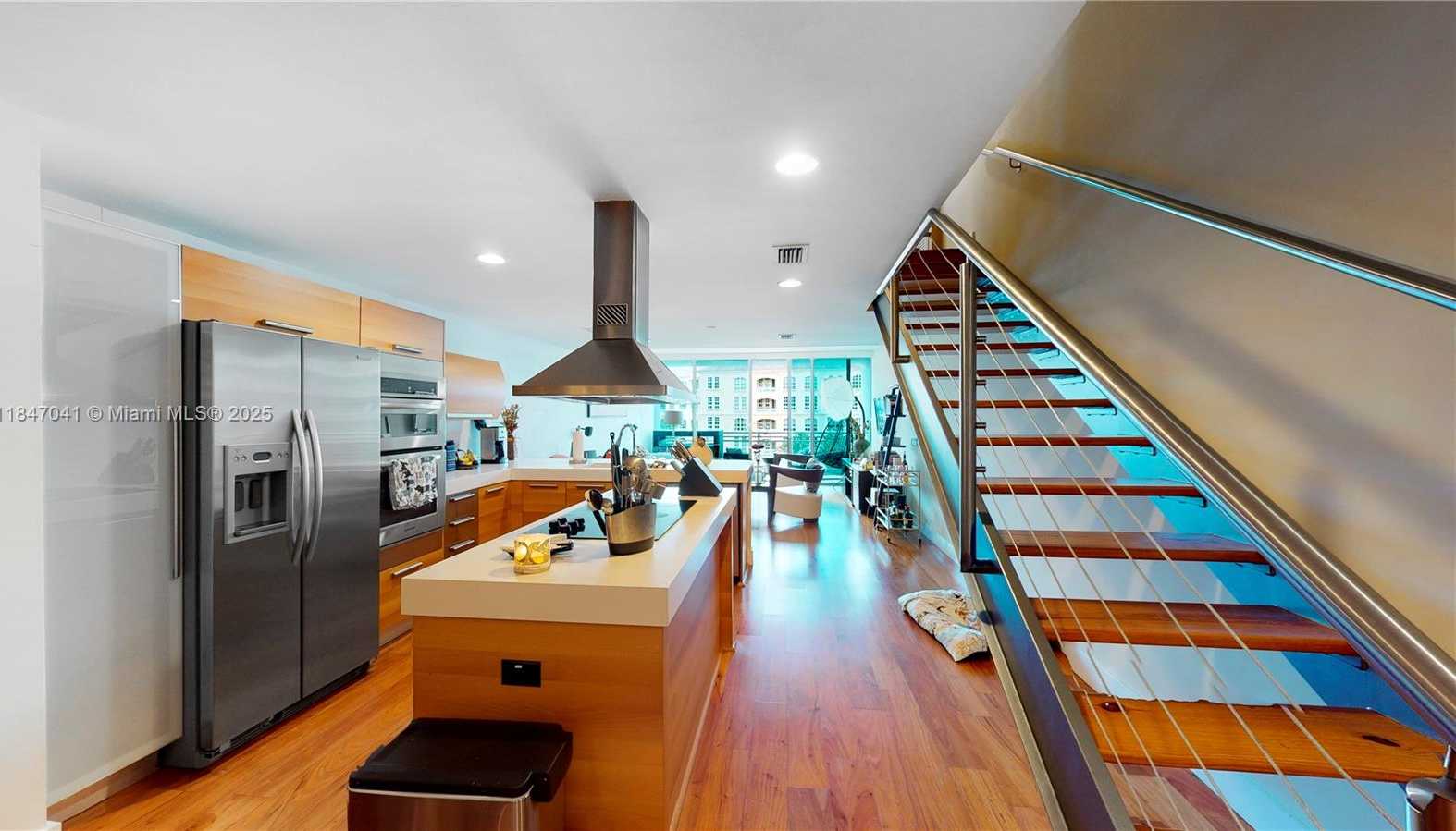 Small Image of 2950 NORTH EAST 188TH ST #423, Aventura Number 3