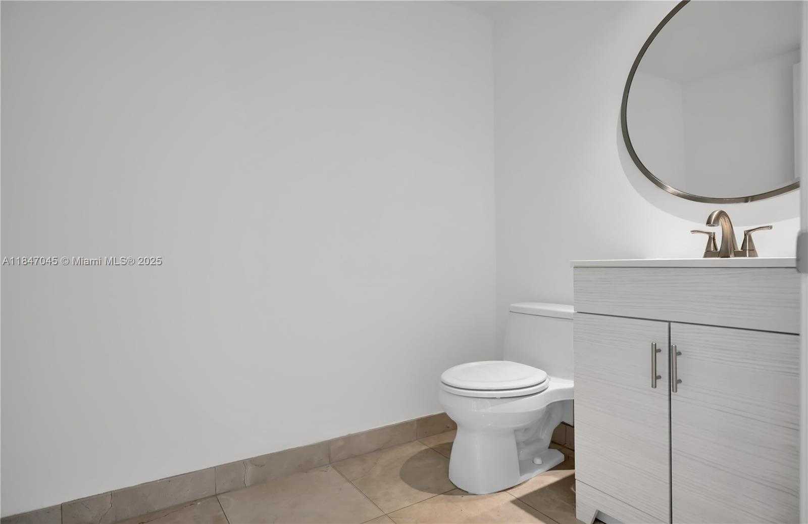 Small Image of 901 BRICKELL KEY BLVD #805, Miami Number 25