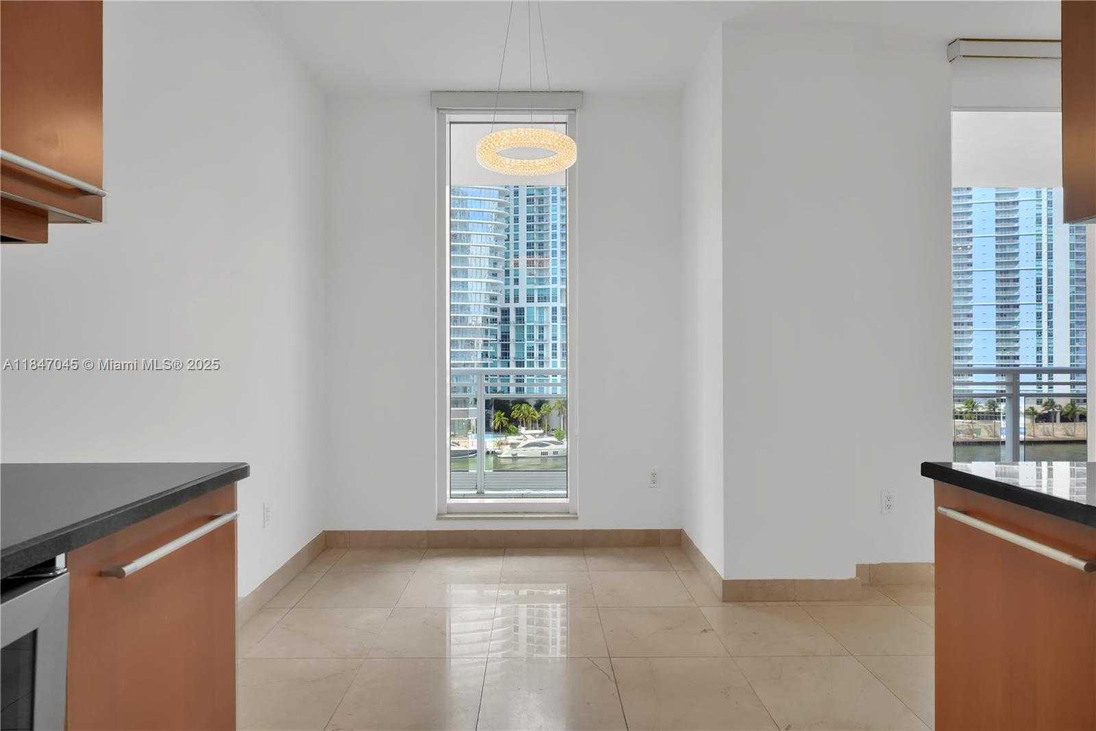 Small Image of 901 BRICKELL KEY BLVD #805, Miami Number 26