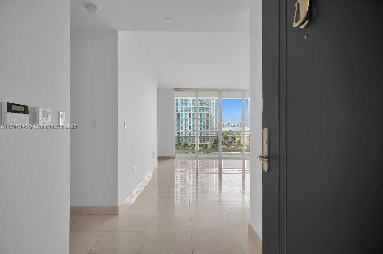 Small Image of 901 BRICKELL KEY BLVD #805, Miami Number 30