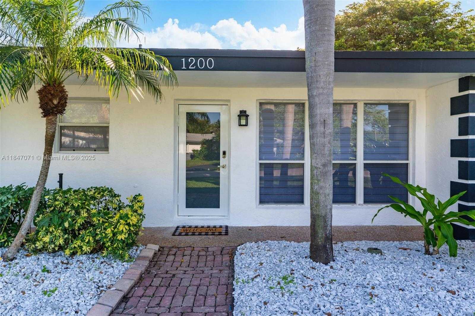 Small Image of 1200 NORTH EAST 27TH WAY, Pompano Beach Number 2