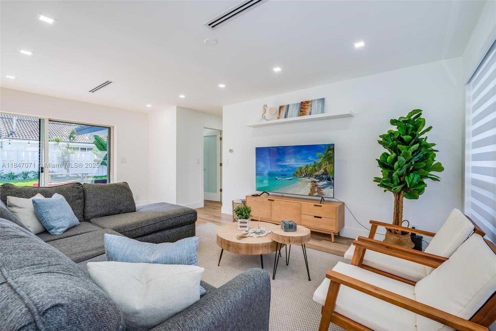 Small Image of 1200 NORTH EAST 27TH WAY, Pompano Beach Number 25