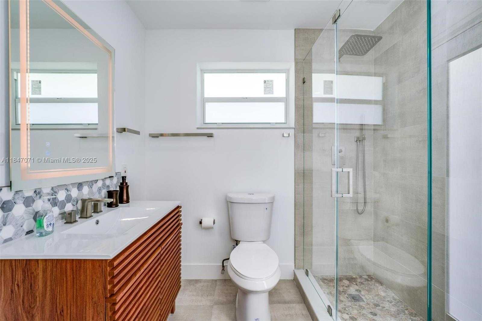 Small Image of 1200 NORTH EAST 27TH WAY, Pompano Beach Number 27