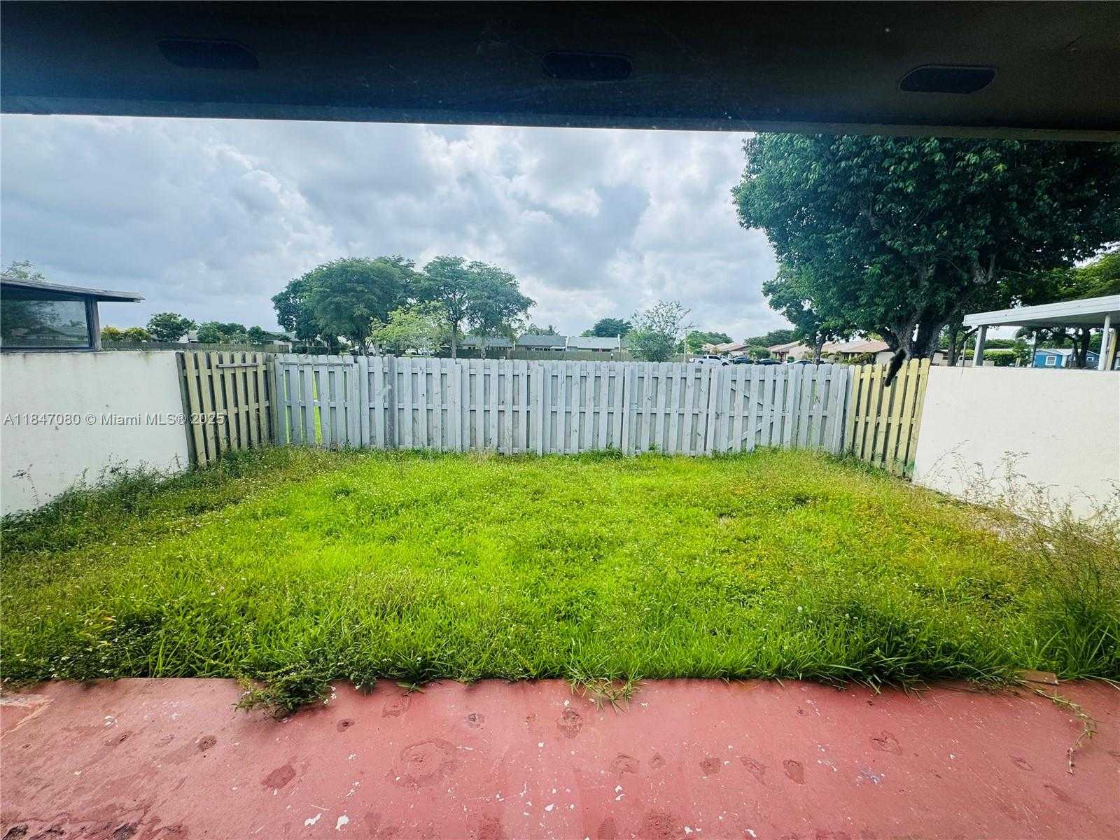 Small Image of 11002 SOUTH WEST 122ND PL #11002, Miami Number 17