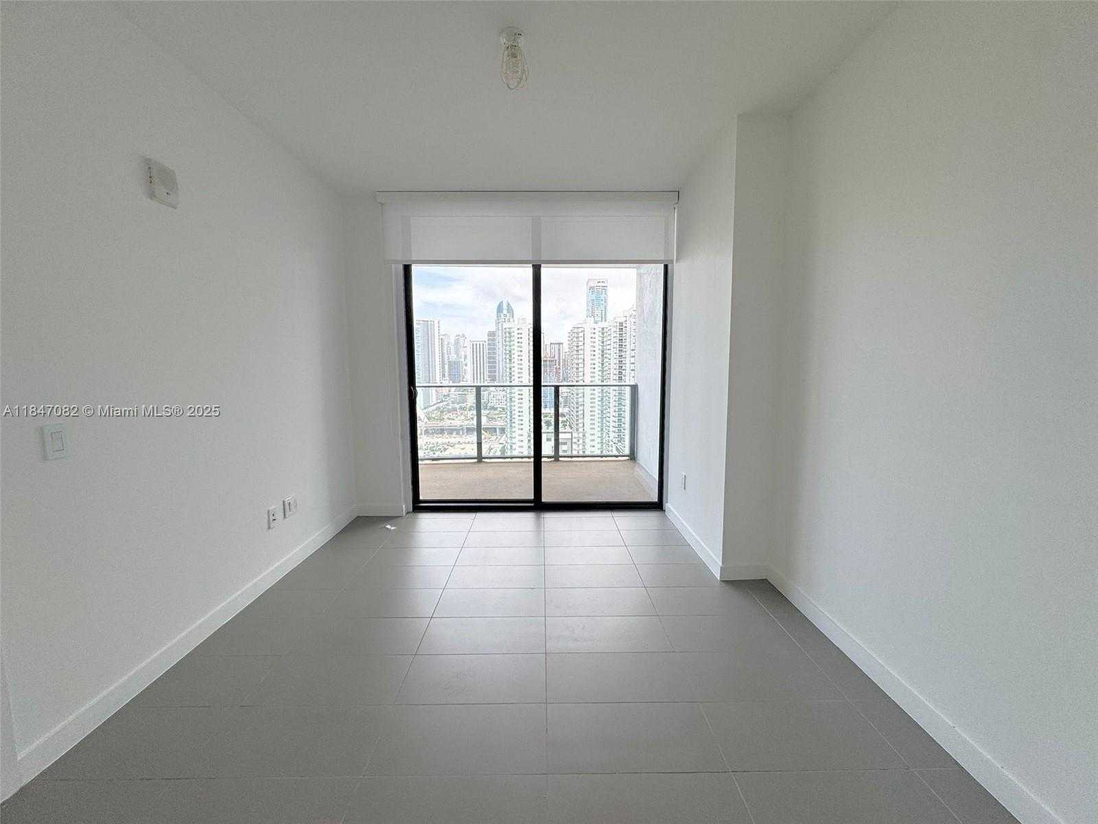 Small Image of 1600 NORTH EAST 1ST AVE #2509, Miami Number 9