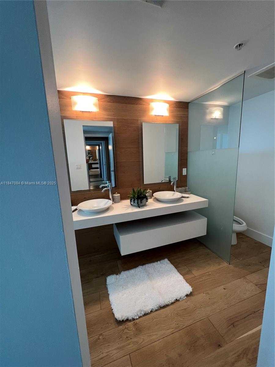 Small Image of 92 SOUTH WEST 3RD ST #3610, Miami Number 32
