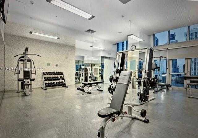 Small Image of 92 SOUTH WEST 3RD ST #3610, Miami Number 37