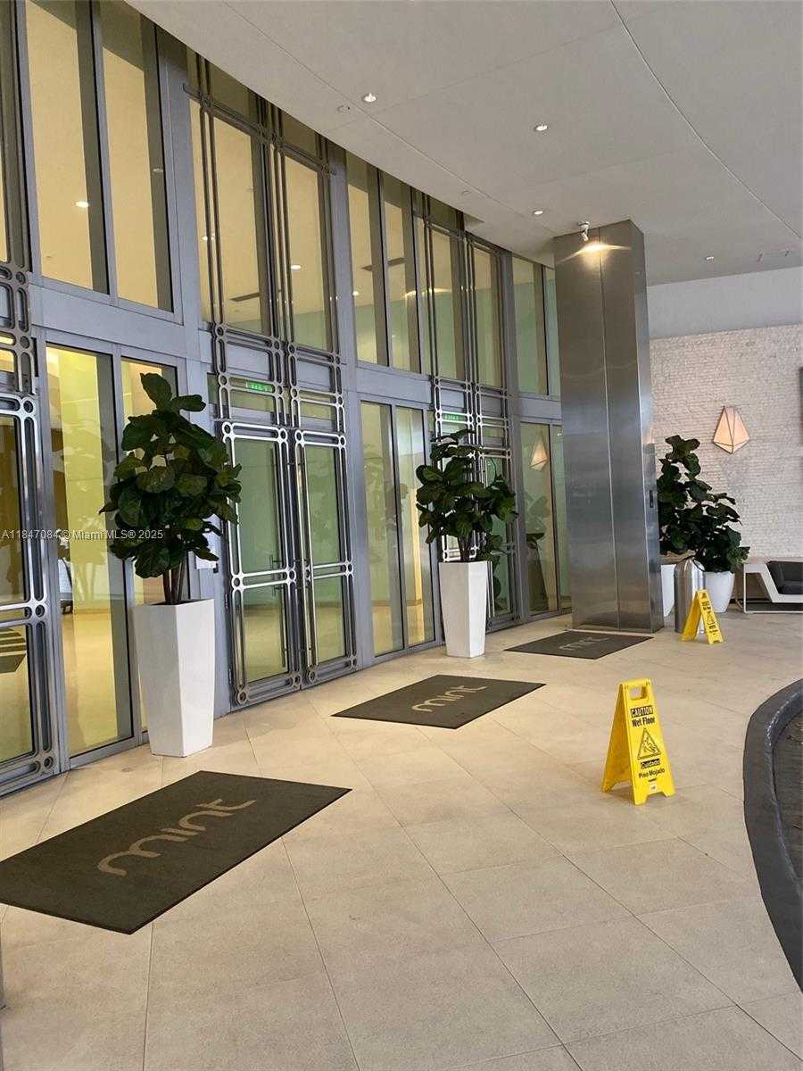 Small Image of 92 SOUTH WEST 3RD ST #3610, Miami Number 53