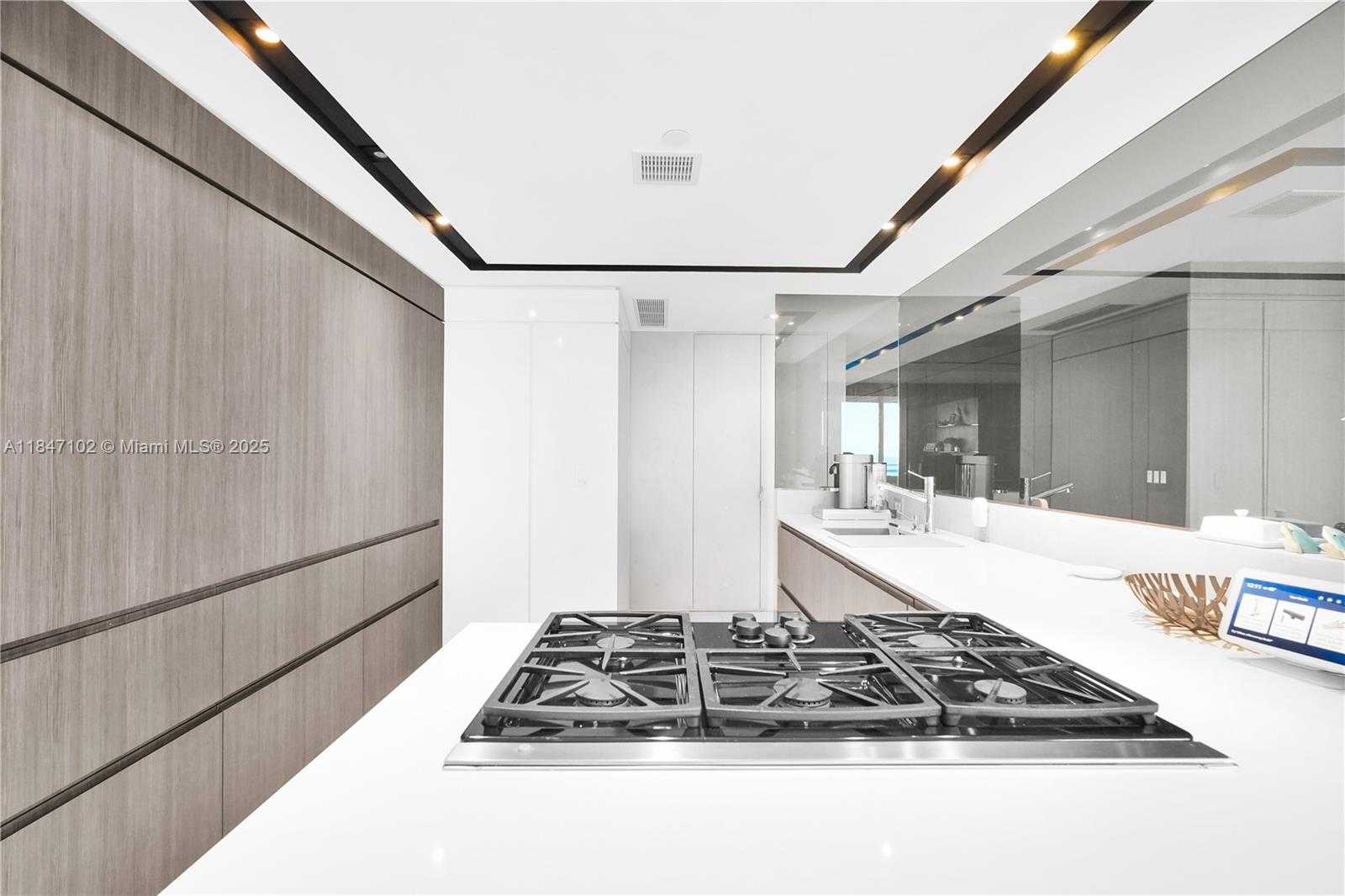 Small Image of 3535 SOUTH OCEAN DRIVE #2104, Hollywood Number 43