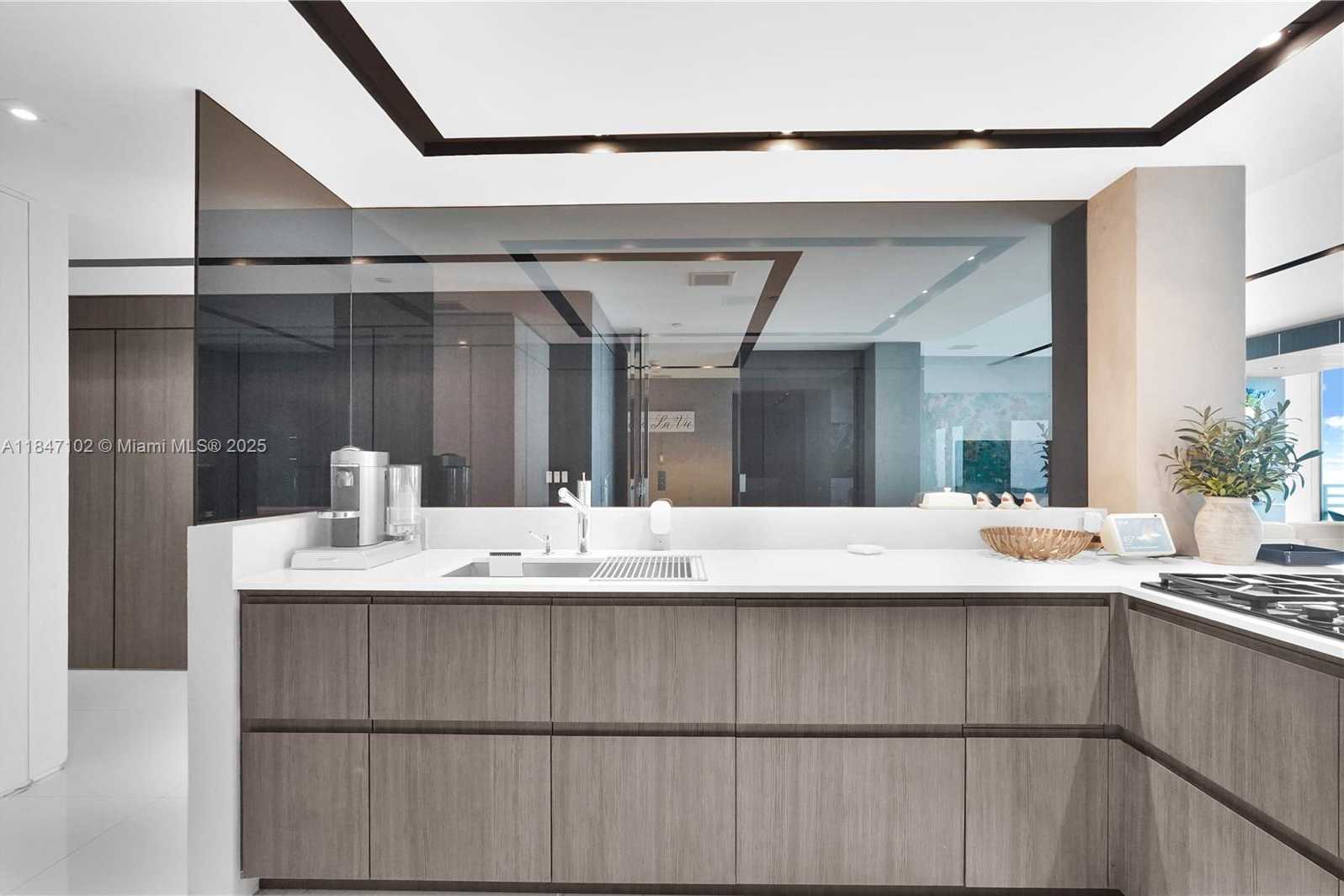 Small Image of 3535 SOUTH OCEAN DRIVE #2104, Hollywood Number 51