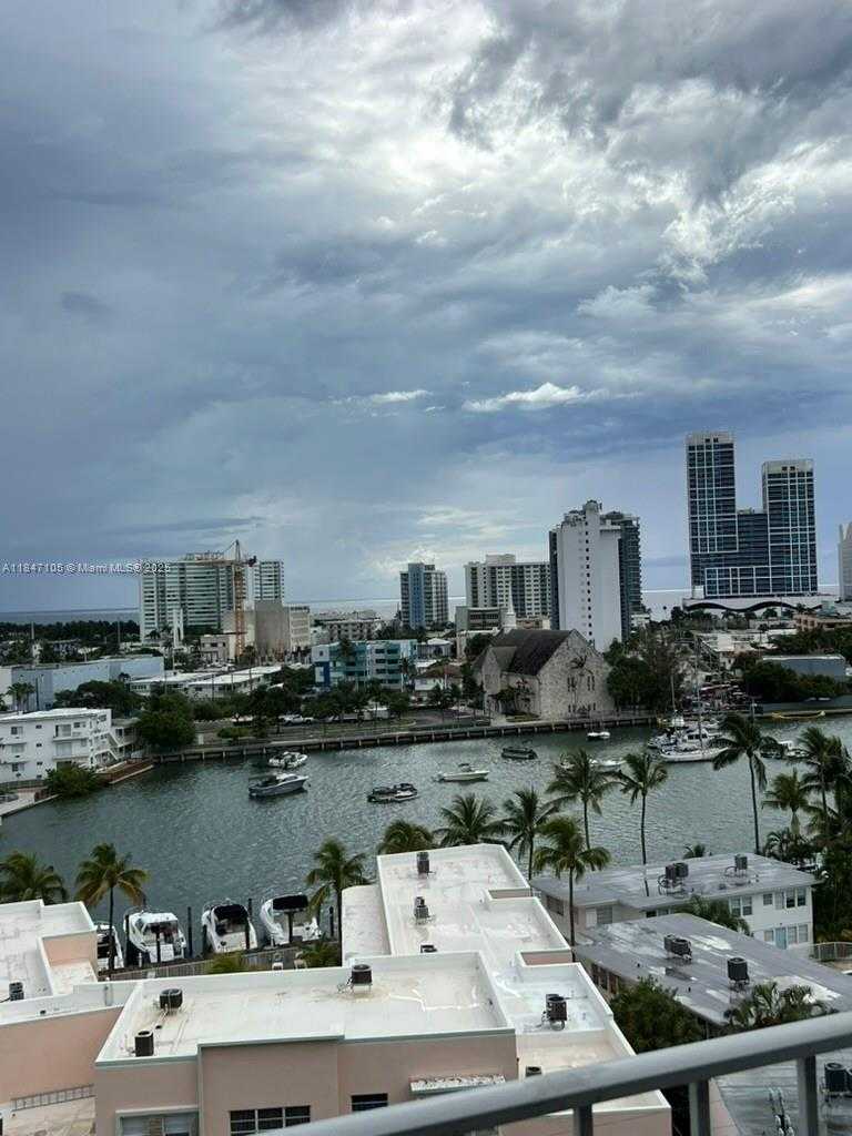 Small Image of 6900 BAY DR #10H, Miami Beach Number 13