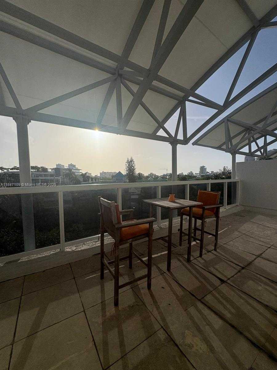 Small Image of 400 ALTON RD #TH-3A, Miami Beach Number 17