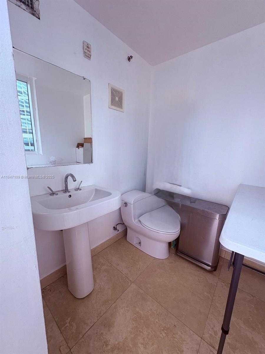 Small Image of 400 ALTON RD #TH-3A, Miami Beach Number 19