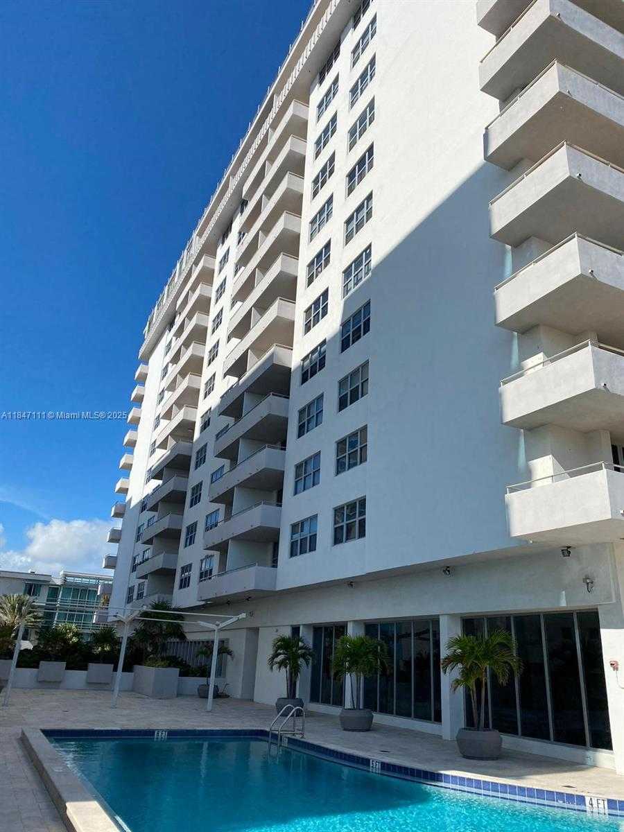 Small Image of 9225 COLLINS AVE #1402, Surfside Number 12
