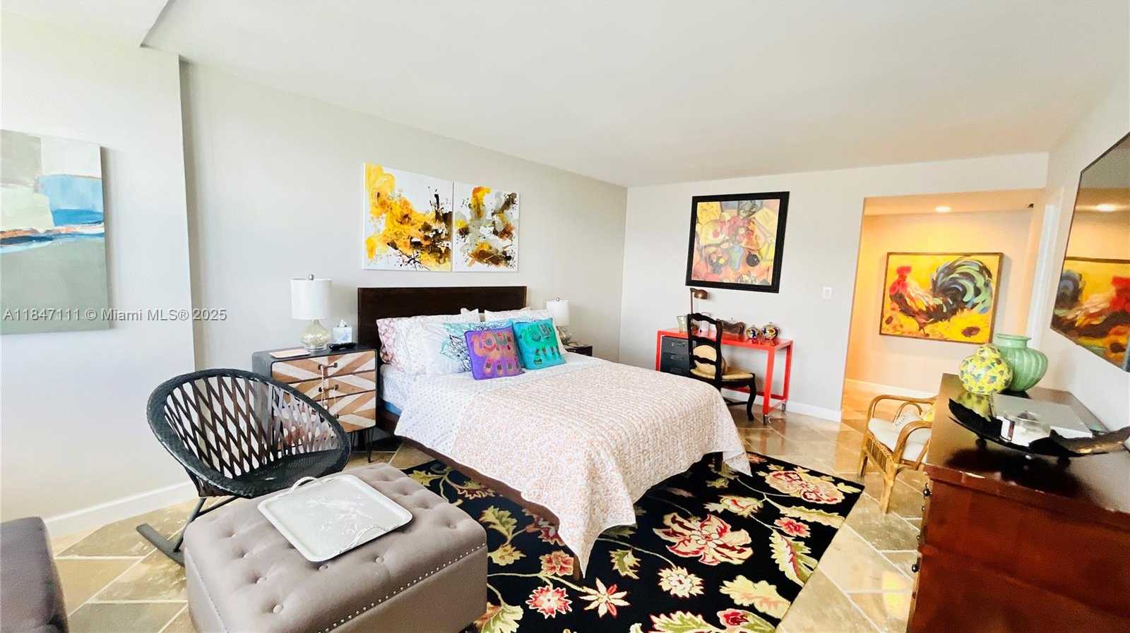 Small Image of 9225 COLLINS AVE #1402, Surfside Number 27