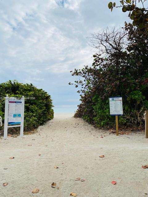 Small Image of 9225 COLLINS AVE #1402, Surfside Number 35