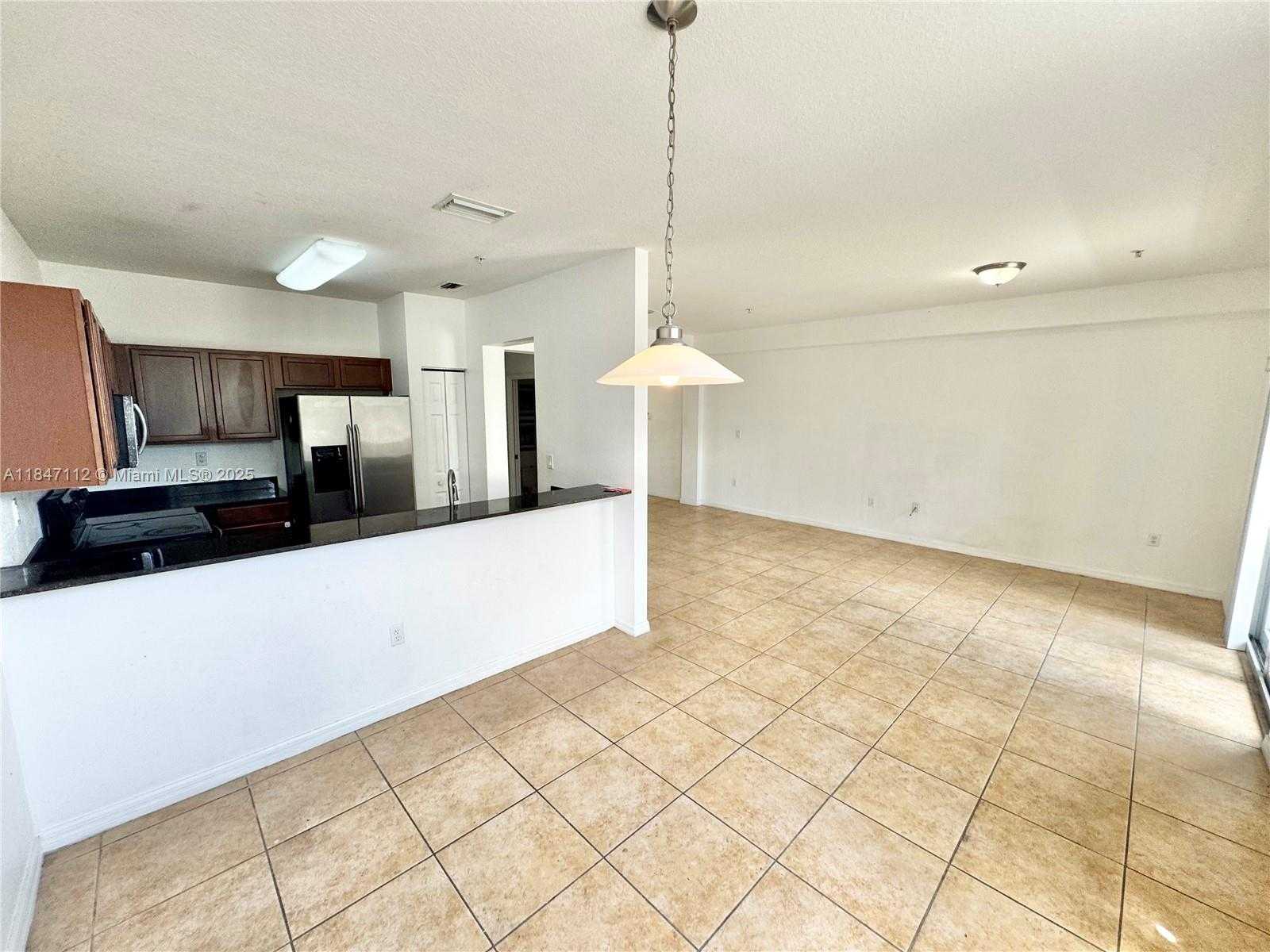 Small Image of 10800 NORTH WEST 88TH TER #214, Doral Number 6