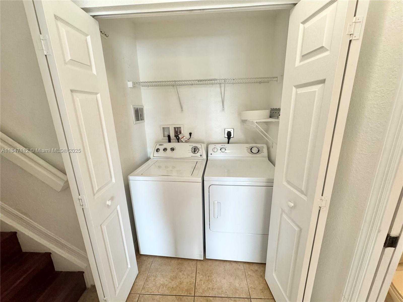 Small Image of 10800 NORTH WEST 88TH TER #214, Doral Number 8