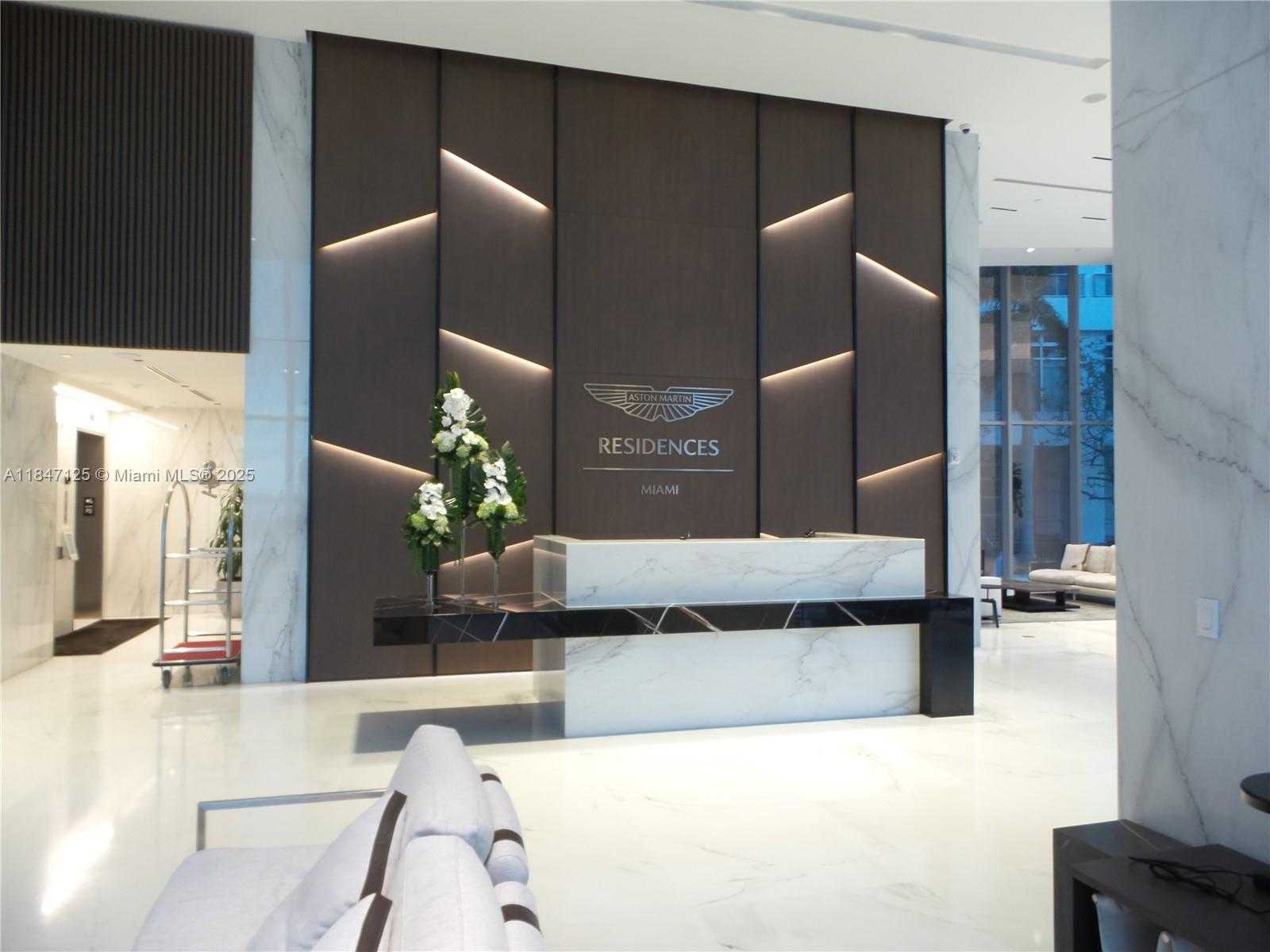 Small Image of 300 BISCAYNE BOULEVARD WAY #606E, Miami Number 22