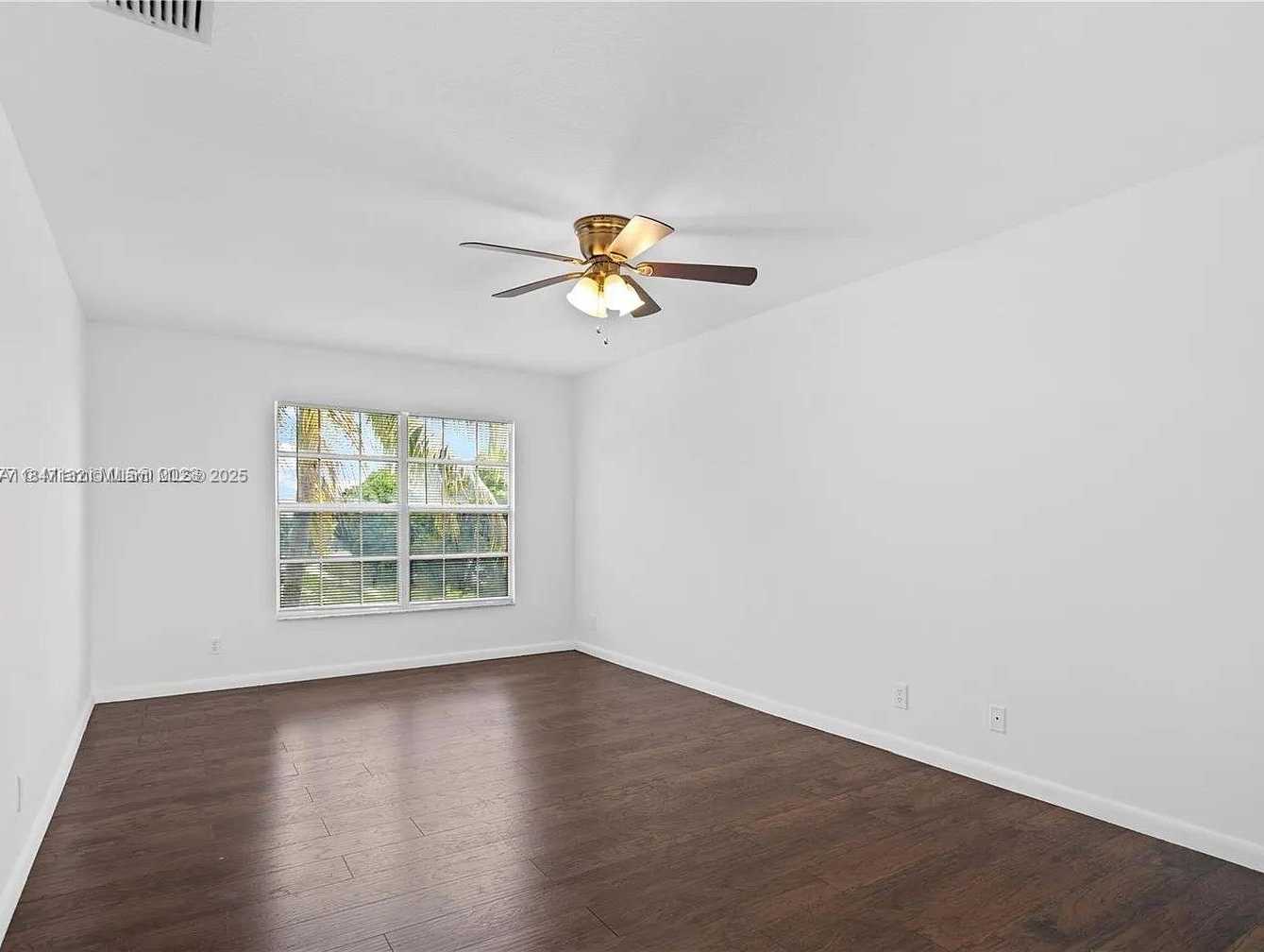 Small Image of 23170 FLORALWOOD LN, Boca Raton Number 5