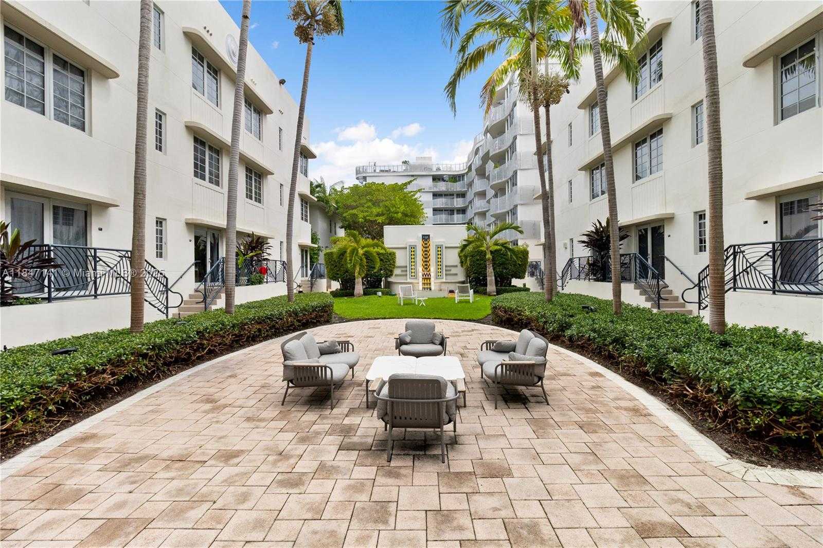 Small Image of 2155 WASHINGTON CT #201, Miami Beach Number 22