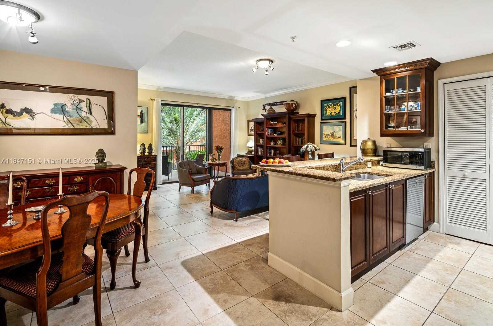 Small Image of 100 ANDALUSIA AVE #510, Coral Gables Number 4