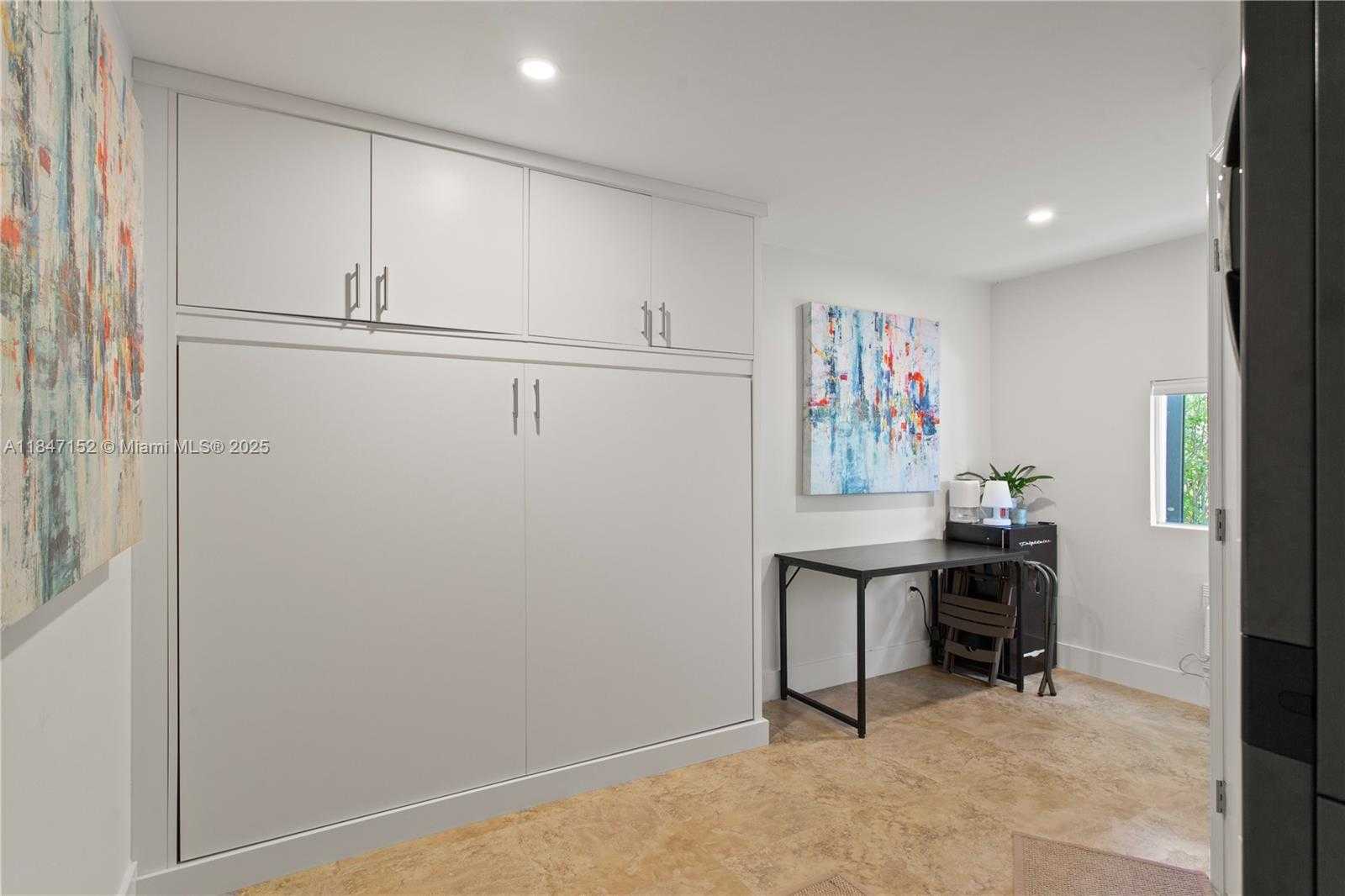 Small Image of 604 ALCAZAR AVE, Coral Gables Number 31