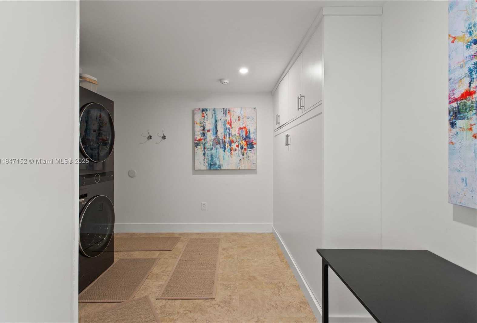 Small Image of 604 ALCAZAR AVE, Coral Gables Number 33