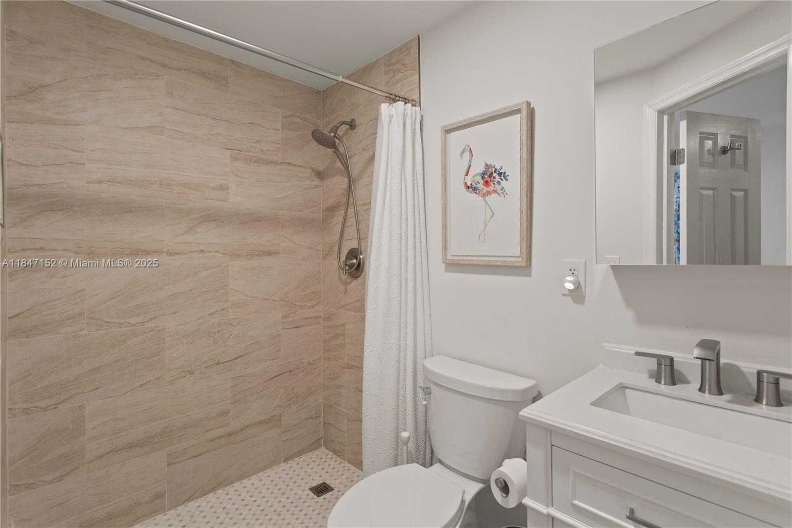 Small Image of 604 ALCAZAR AVE, Coral Gables Number 35