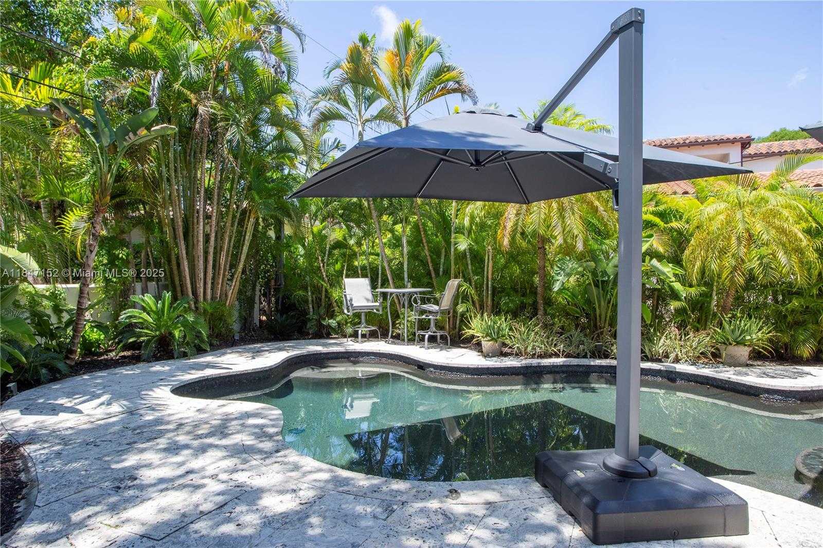 Small Image of 604 ALCAZAR AVE, Coral Gables Number 37