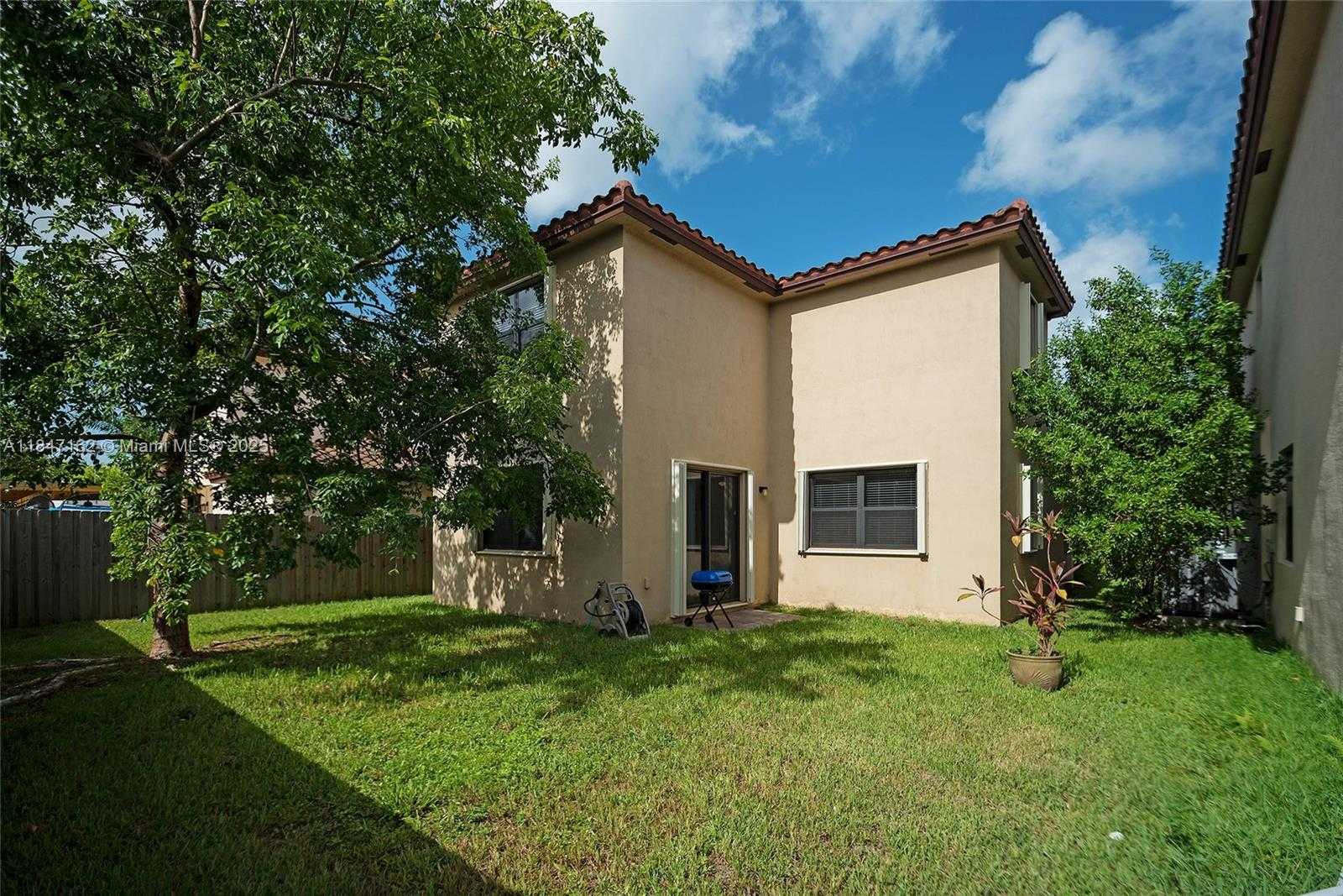 Small Image of 532 SOUTH EAST 34TH TER, Homestead Number 16