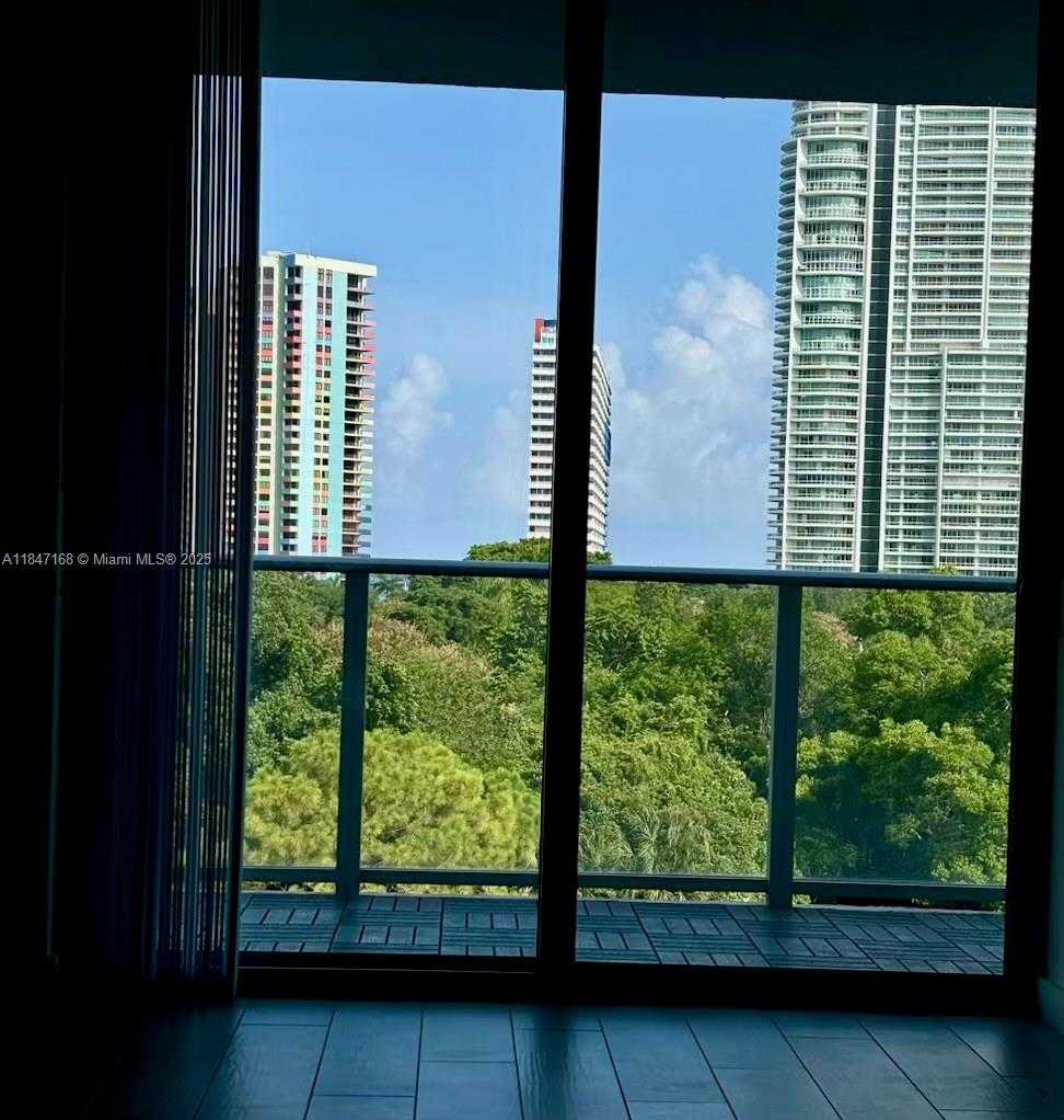 Small Image of 1600 SOUTH WEST 1ST AVE #609, Miami Number 10