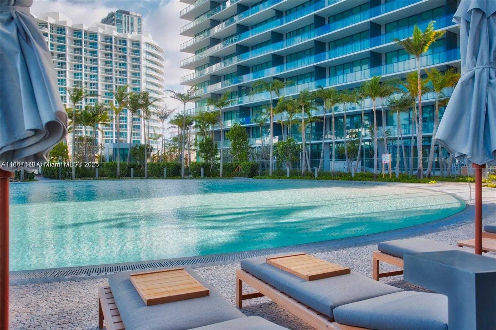 Small Image of 650 NORTH EAST 32ND ST #3403, Miami Number 19