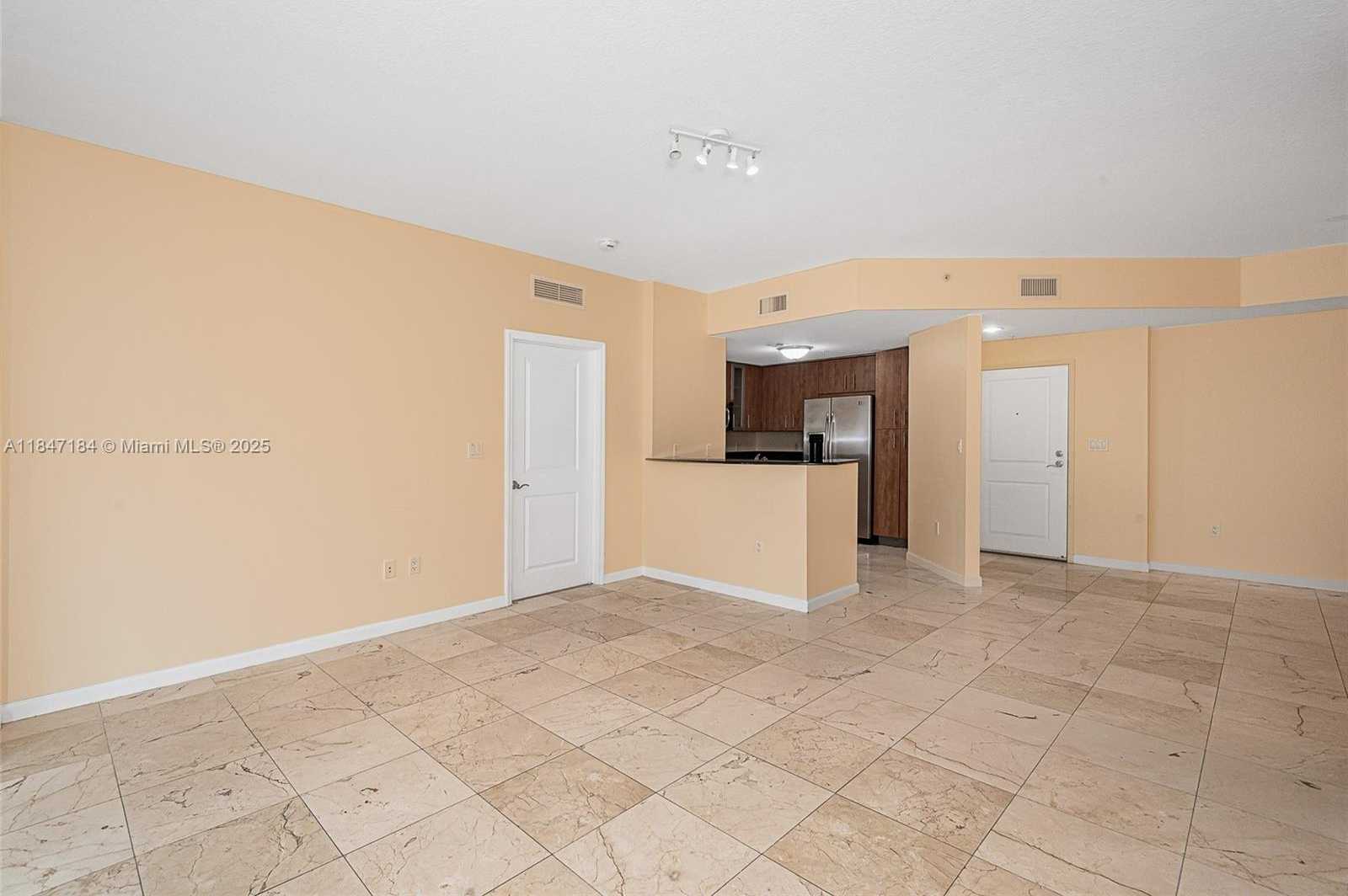 Small Image of 7900 HARBOR ISLAND DR #618, North Bay Village Number 10