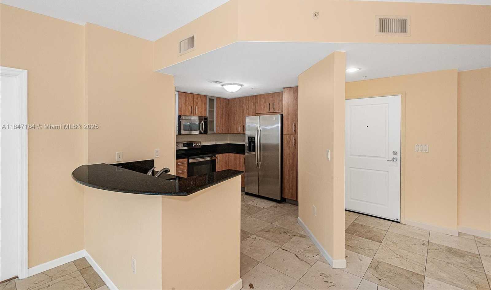 Small Image of 7900 HARBOR ISLAND DR #618, North Bay Village Number 13