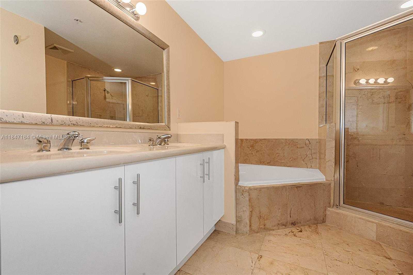Small Image of 7900 HARBOR ISLAND DR #618, North Bay Village Number 25