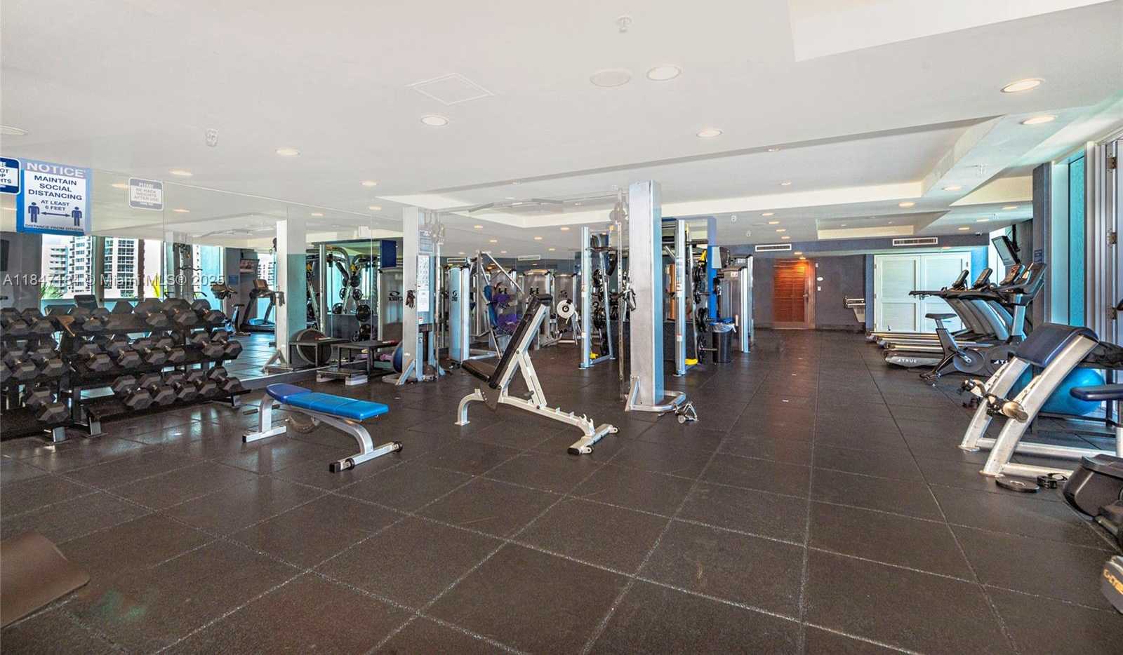 Small Image of 7900 HARBOR ISLAND DR #618, North Bay Village Number 33