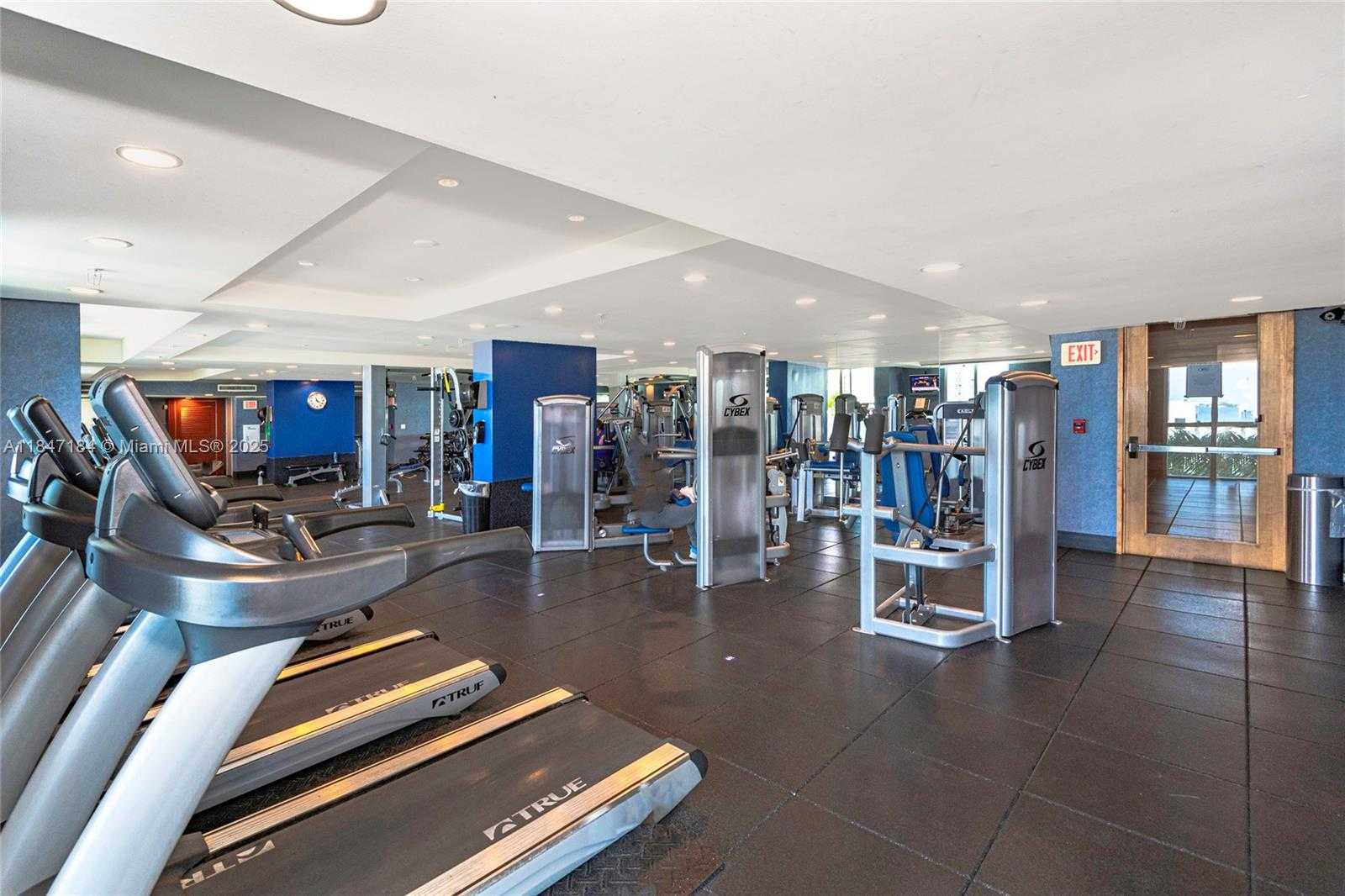 Small Image of 7900 HARBOR ISLAND DR #618, North Bay Village Number 34