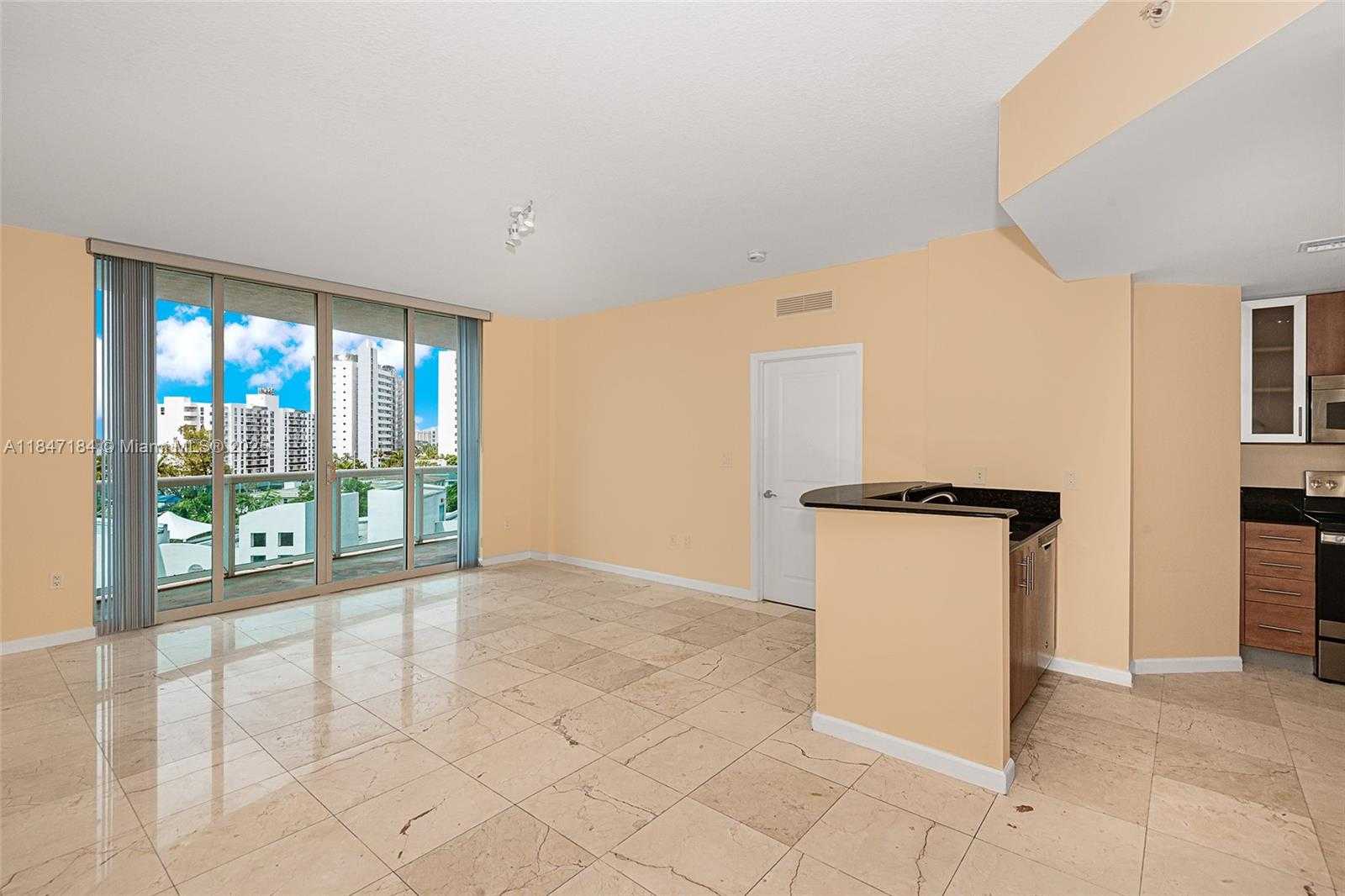 Small Image of 7900 HARBOR ISLAND DR #618, North Bay Village Number 6