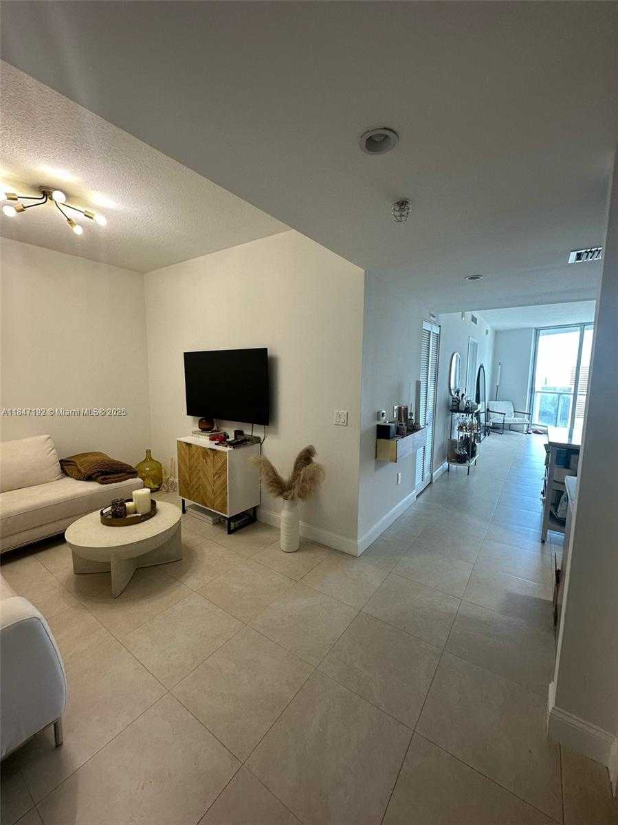Small Image of 185 SOUTH WEST 7TH ST #4105, Miami Number 11