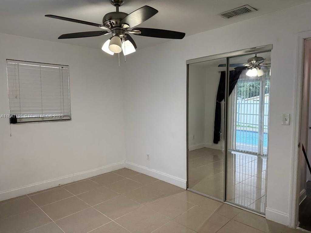 Small Image of 5771 SOUTH WEST 38TH CT #1, Davie Number 6