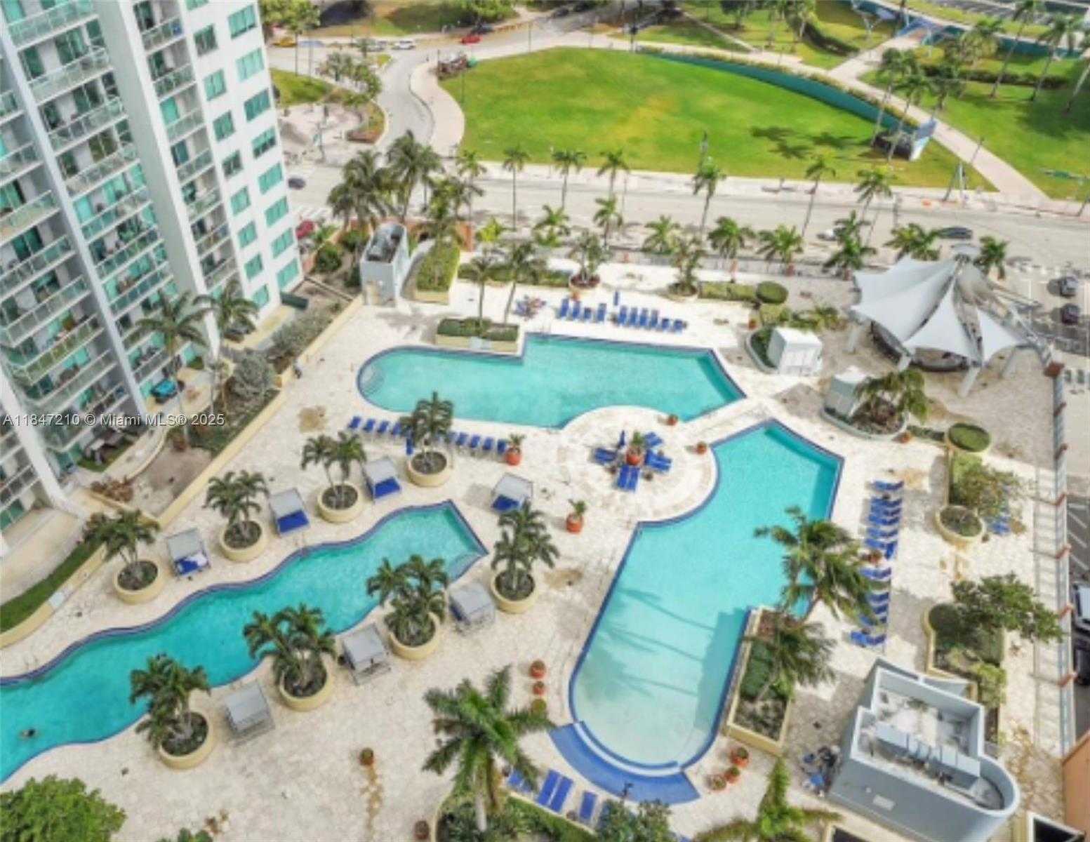 Small Image of 253 NORTH EAST 2ND ST #3602, Miami Number 5