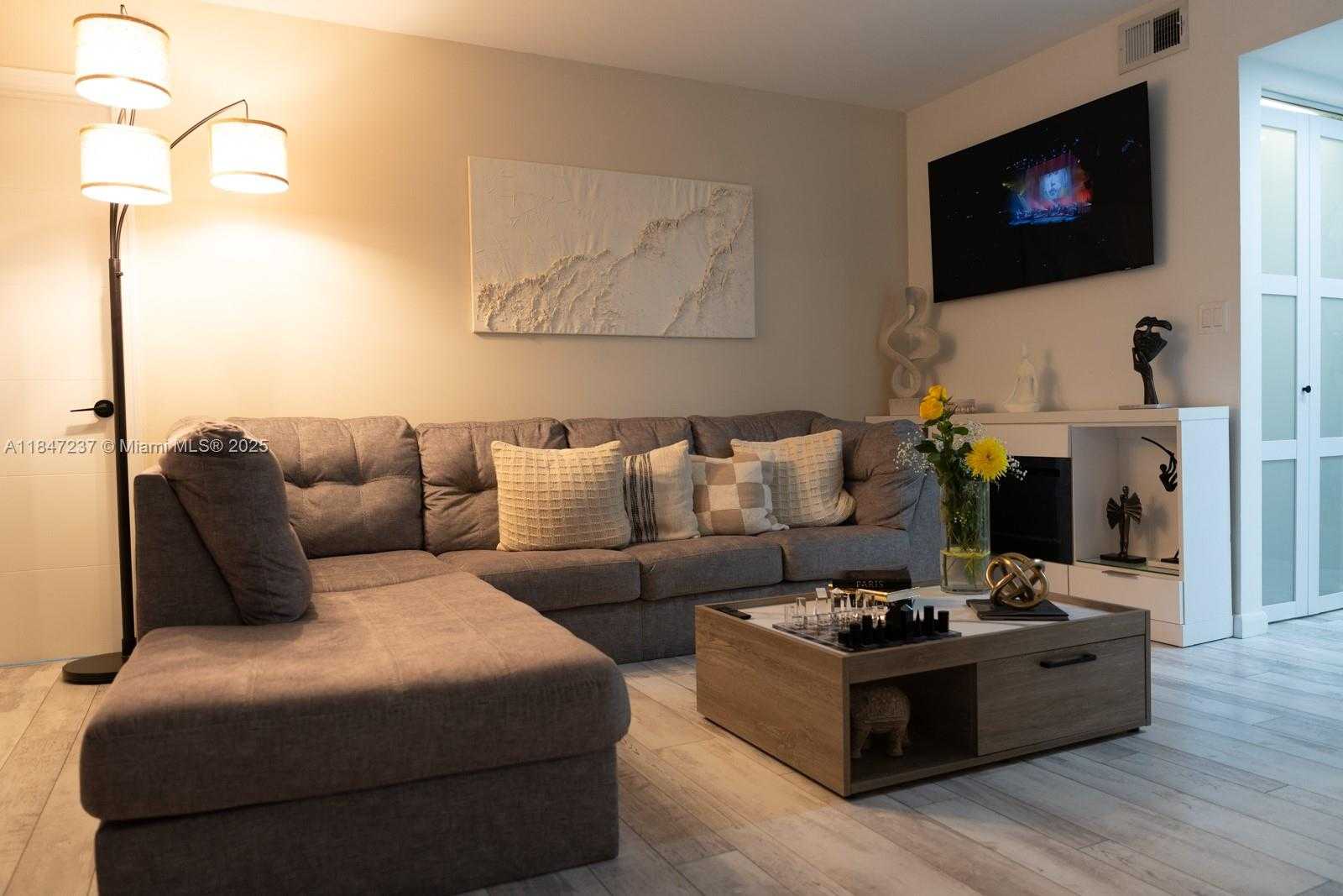 Small Image of 2055 SOUTH WEST 122ND AVE #529, Miami Number 13