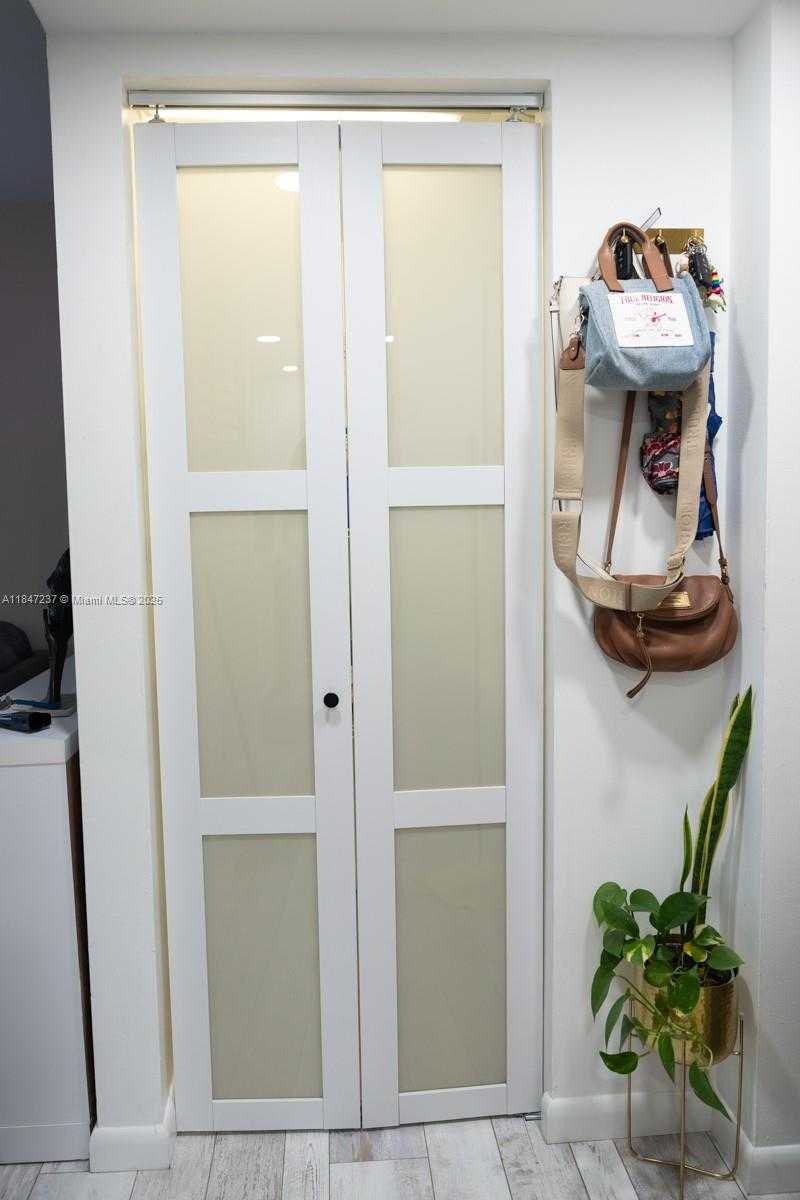 Small Image of 2055 SOUTH WEST 122ND AVE #529, Miami Number 6