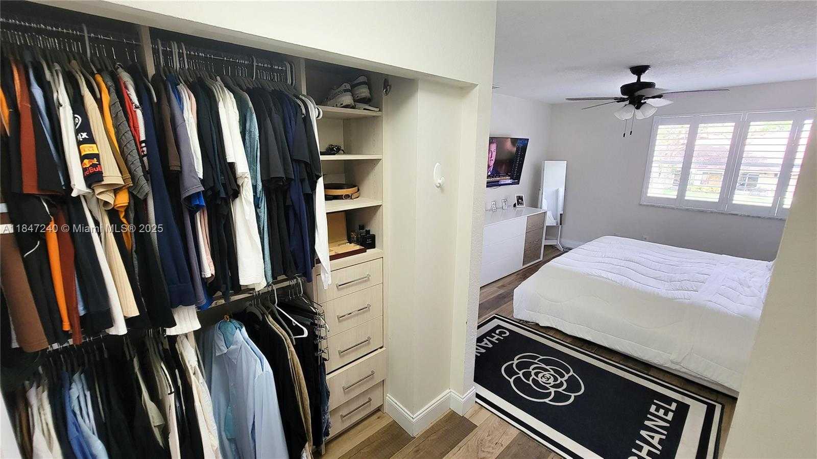 Small Image of 9894 NORTH WEST 2ND CT, Plantation Number 23