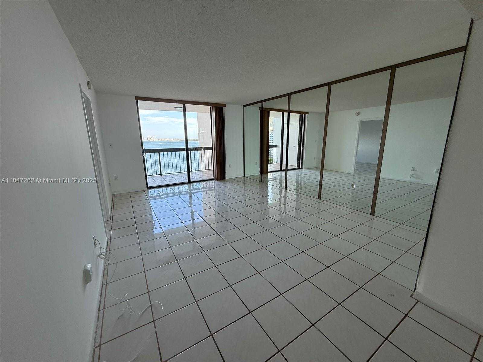 Small Image of 2333 BRICKELL AVE #1603, Miami Number 3